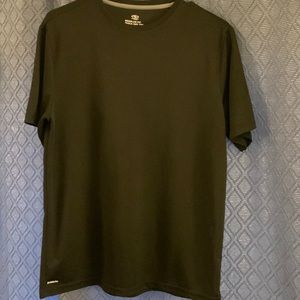 Athletic Works, Boys Regular Fit, Quick Dry Tee, Size M (38-40)